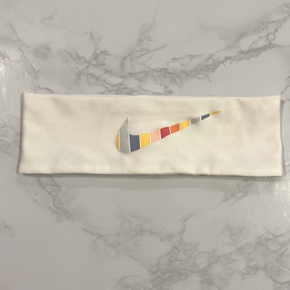 Nike headband
